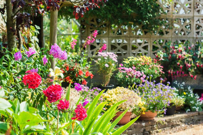 Flower Bed Maintenance in Ventura County, CA